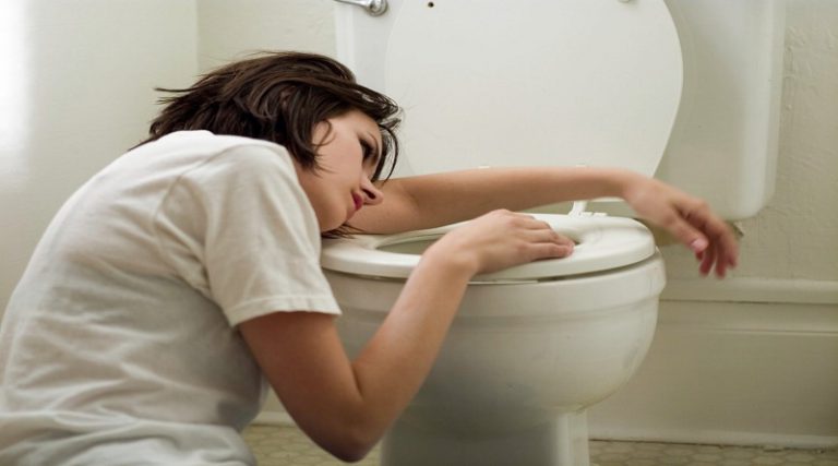 Xử Lý Mùi Hôi Khu Vệ Sinh