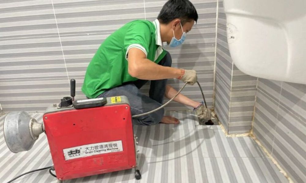 Rút hầm cầu xã Ea Kar