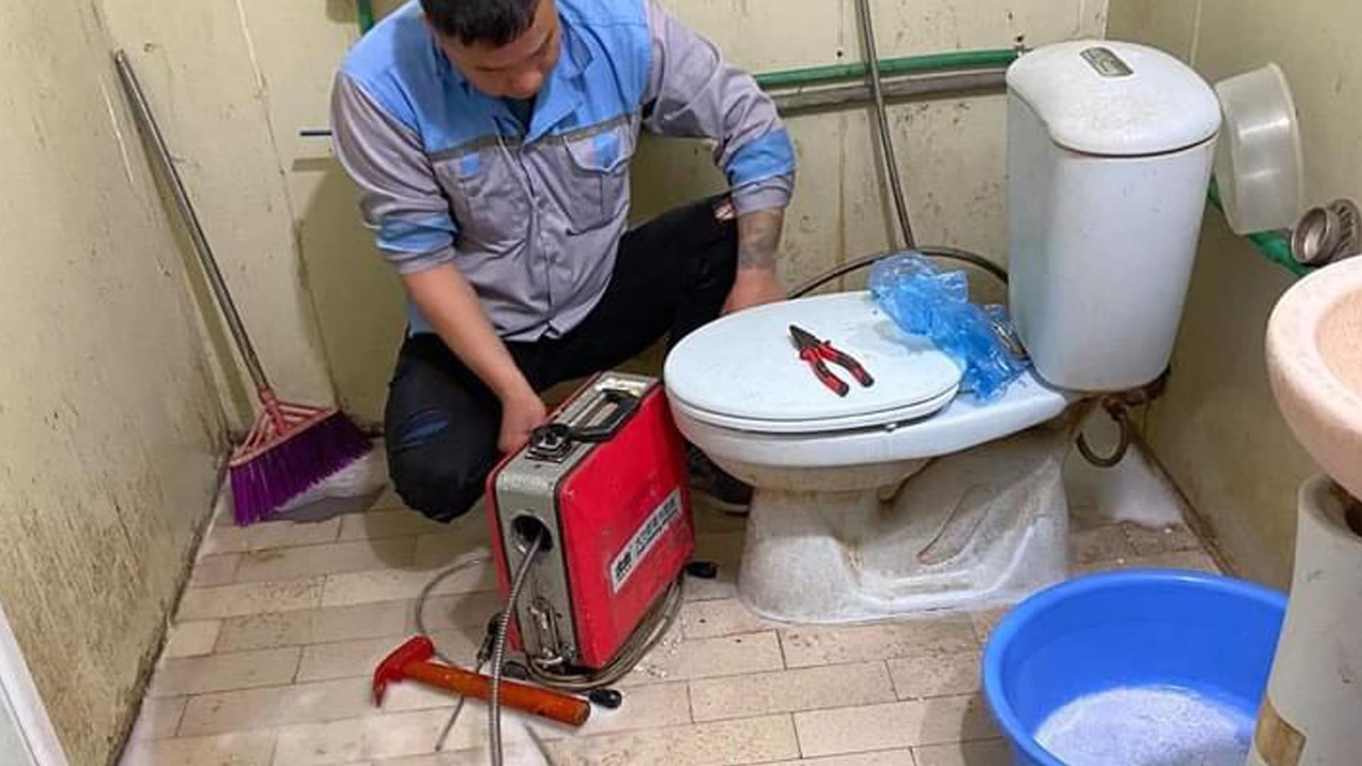 Rút hầm cầu tại M’Drắk